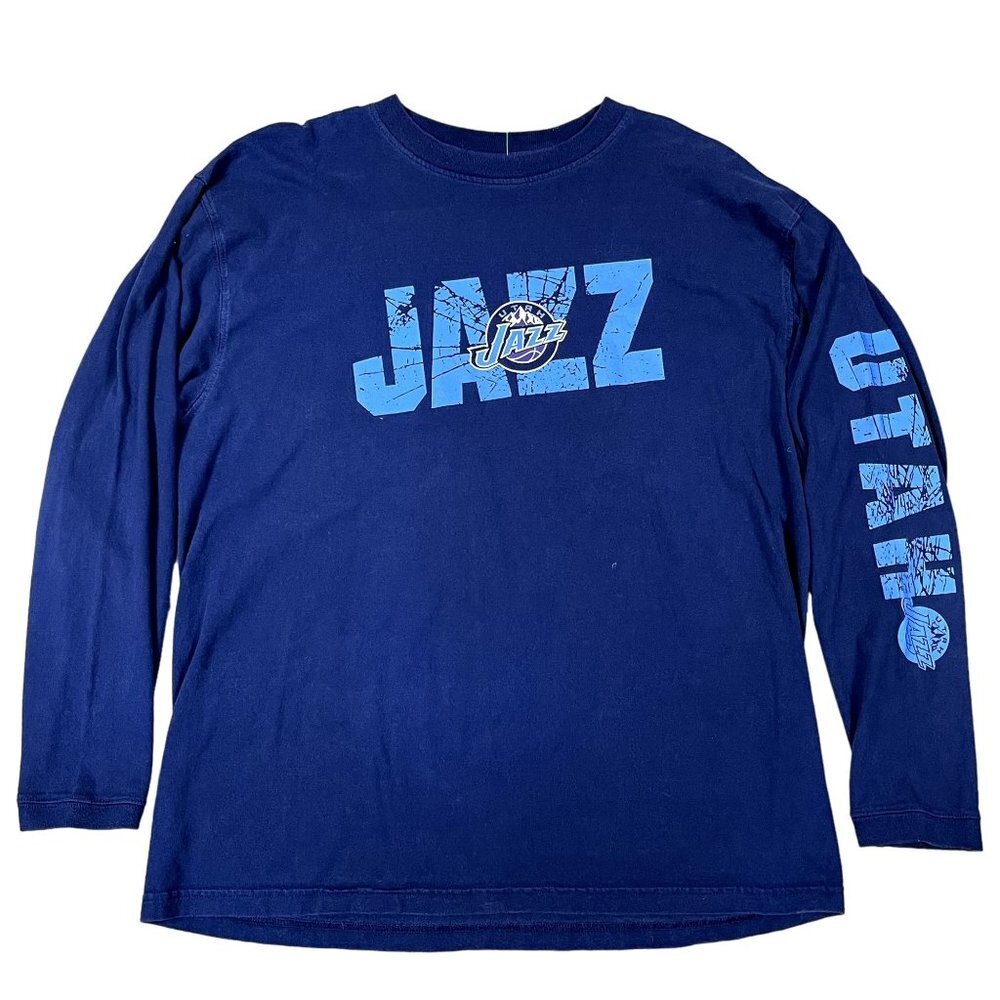 NBA T-Shirt Mens XL Blue Utah Jazz Long Sleeve Graphic‎ Distressed Logo Cotton